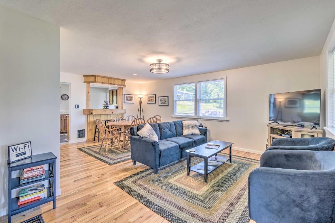 Watkins Glen Lakeview Cottage With Waterfall! エクステリア 写真